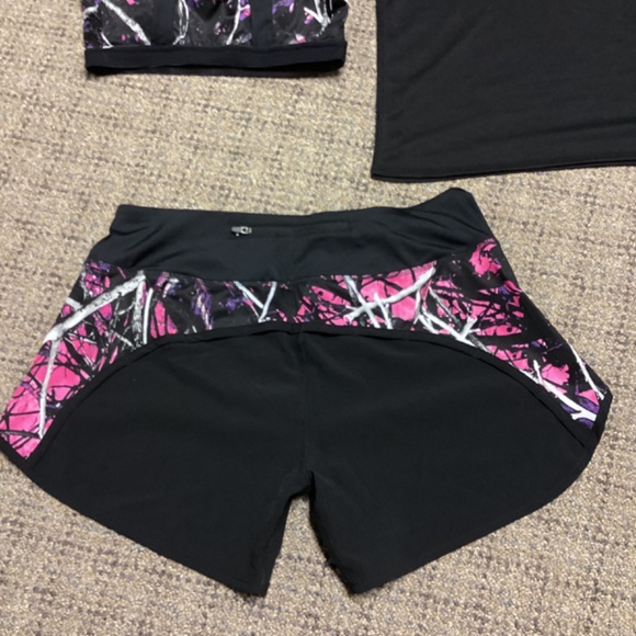 Moon Shine Muddy Girl Camo Black Pink Purple Sports Bra Shorts Tank Top * S/M - Picture 12 of 16